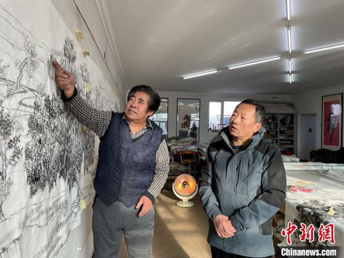 访内蒙古农村的 草根 画家 用画笔记录新农村变迁