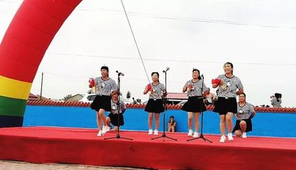 移风易俗,文化扶贫,开鲁县这个村的精彩演出道出了农民心声!